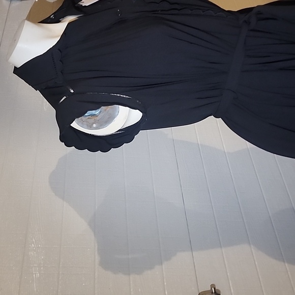 ELIE TAHARI PLEATED BELTED SLEEVELESS DRESS SIZE XS - Picture 4 of 7